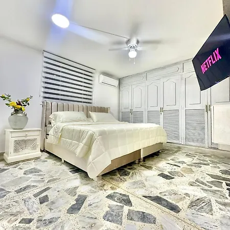 Luxury Wifi Jacuzzi Balcony Near The And Old *
