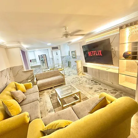 Luxury Wifi Jacuzzi Balcony Near The And Old Apartment *