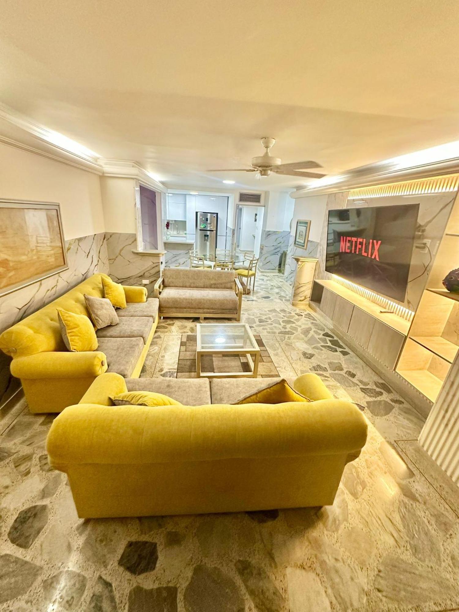 Luxury Wifi Jacuzzi Balcony Near The And Old Apartment Cartagena