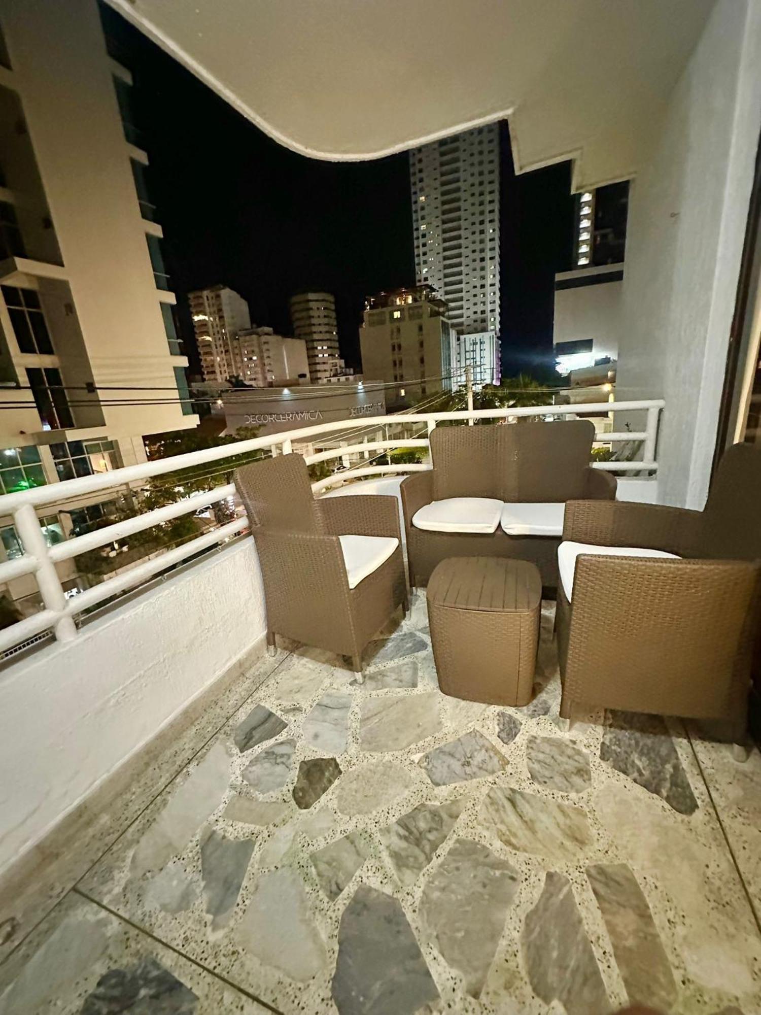 Luxury Wifi Jacuzzi Balcony Near The And Old Cartagena