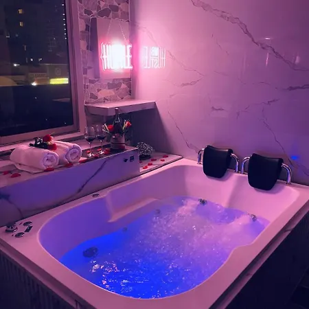 Luxury Wifi Jacuzzi Balcony Near The And Old Cartagena